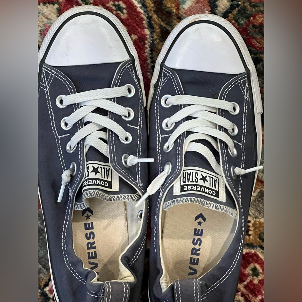Chuck Taylor - Converse White and Blue Slip On Shoreline Sneakers